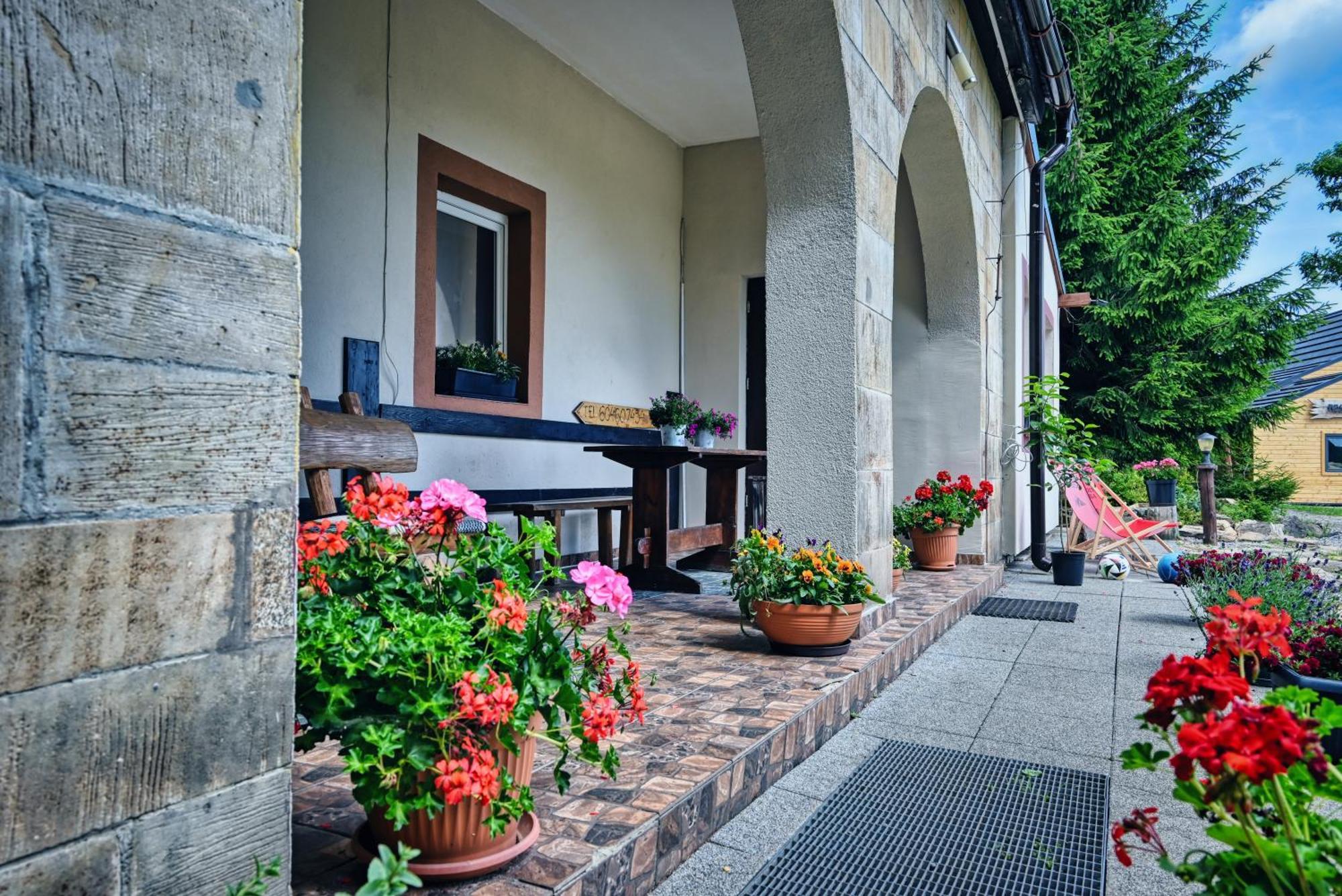 Zbojnicka Chata Zieleniec  Luaran gambar